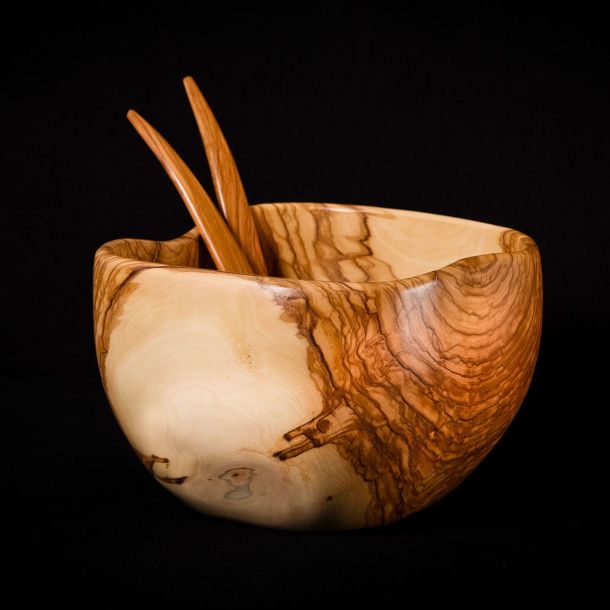 Saladier  fait main - Le travail Artisanal du Bois d'Olivier 